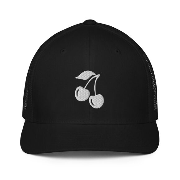 Closed-back trucker cap